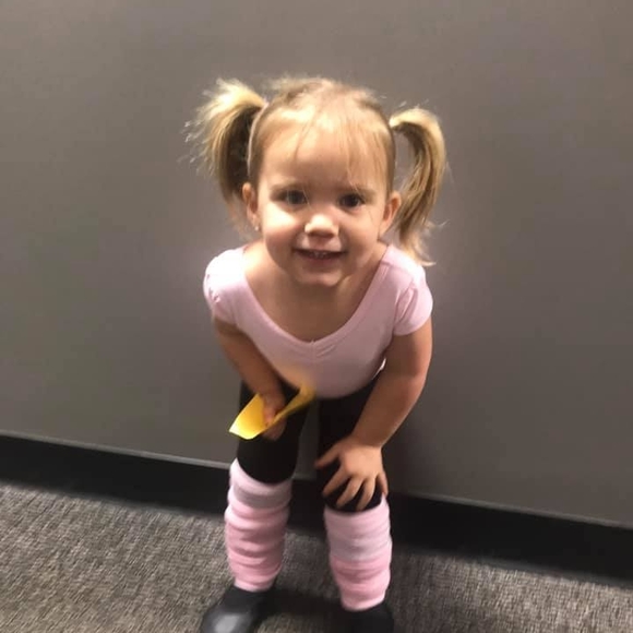 Meet your Posher, Jennifer - Picture 1 of 1